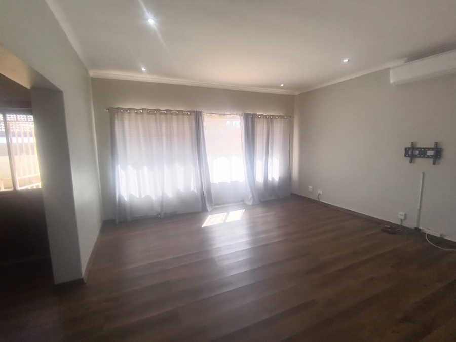 3 Bedroom Property for Sale in Carters Glen Northern Cape